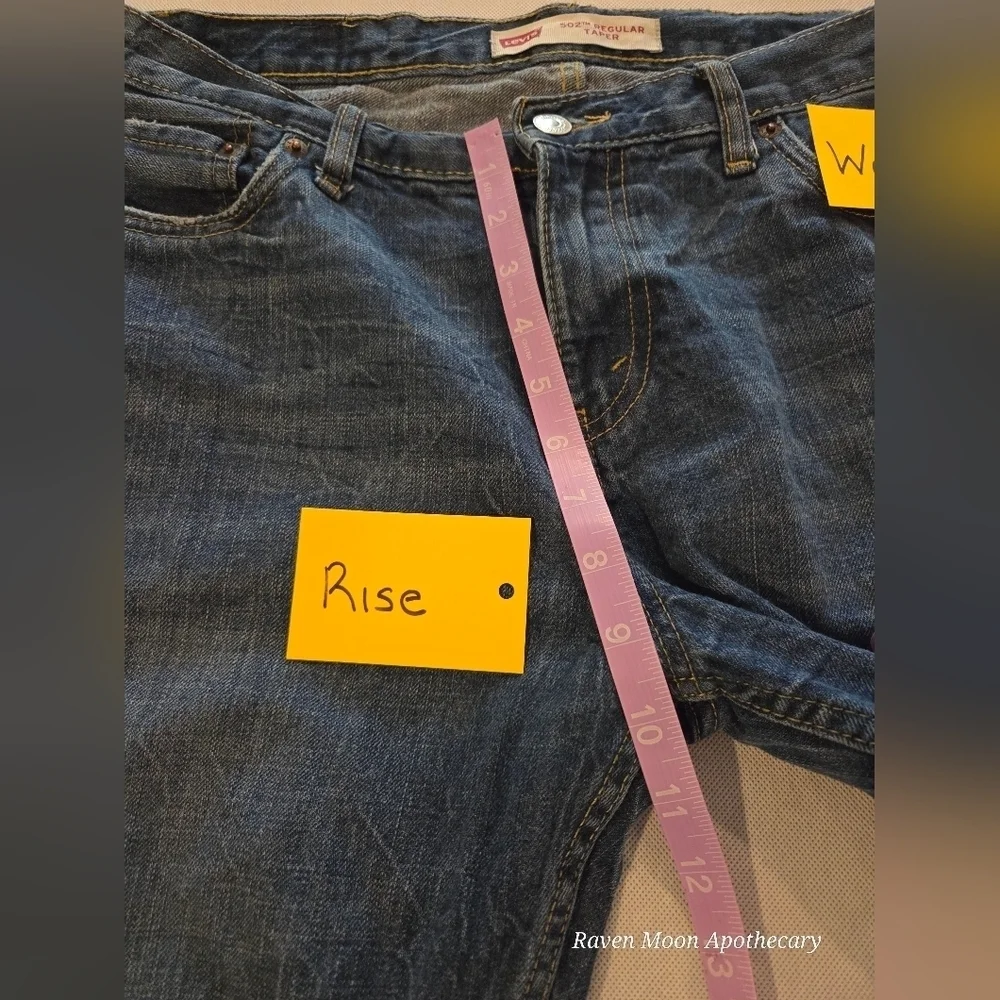 Levi's Blue Jeans Classic Denim Style